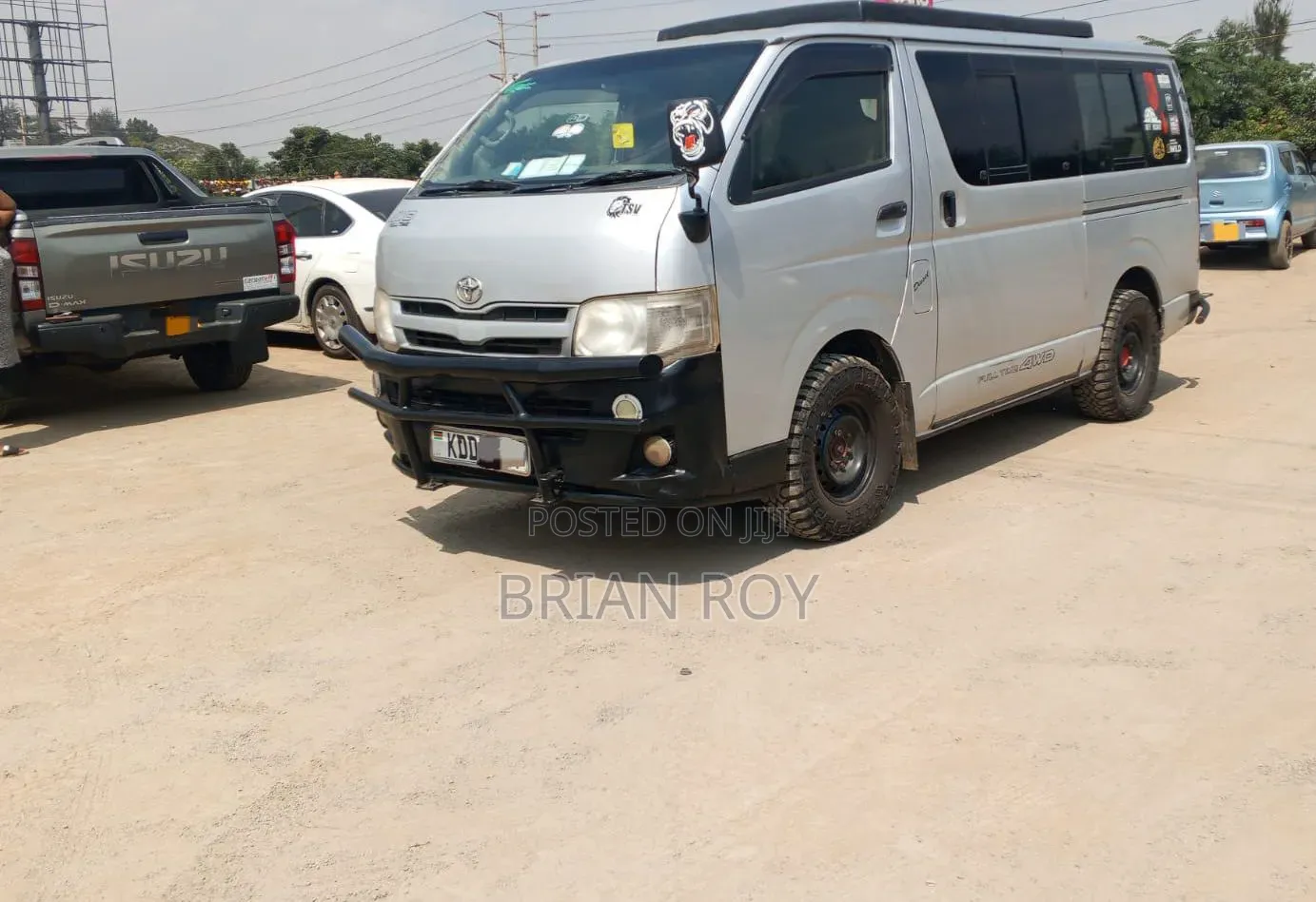 Toyota HiAce 2013 Silver