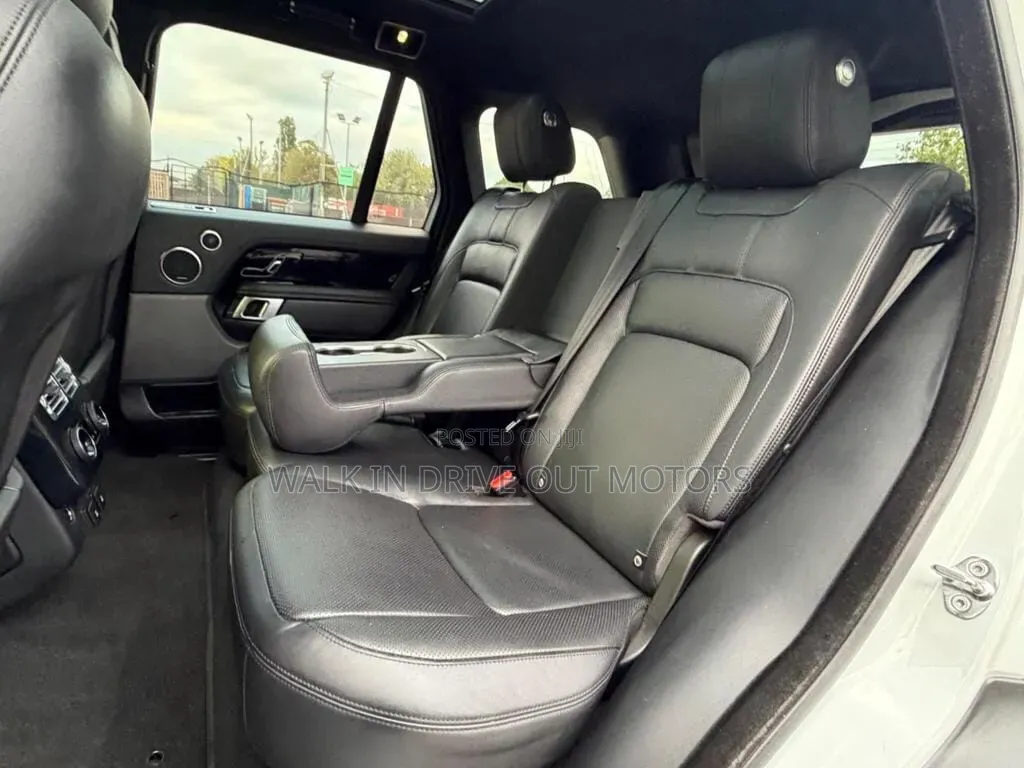Land Rover Range Rover Vogue 2019 White