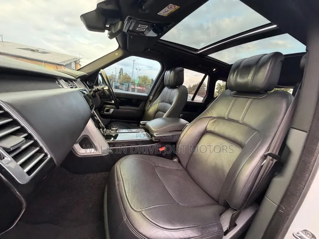 Land Rover Range Rover Vogue 2019 White