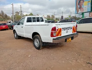 Toyota Hilux 2.5 D-4D 2007 White