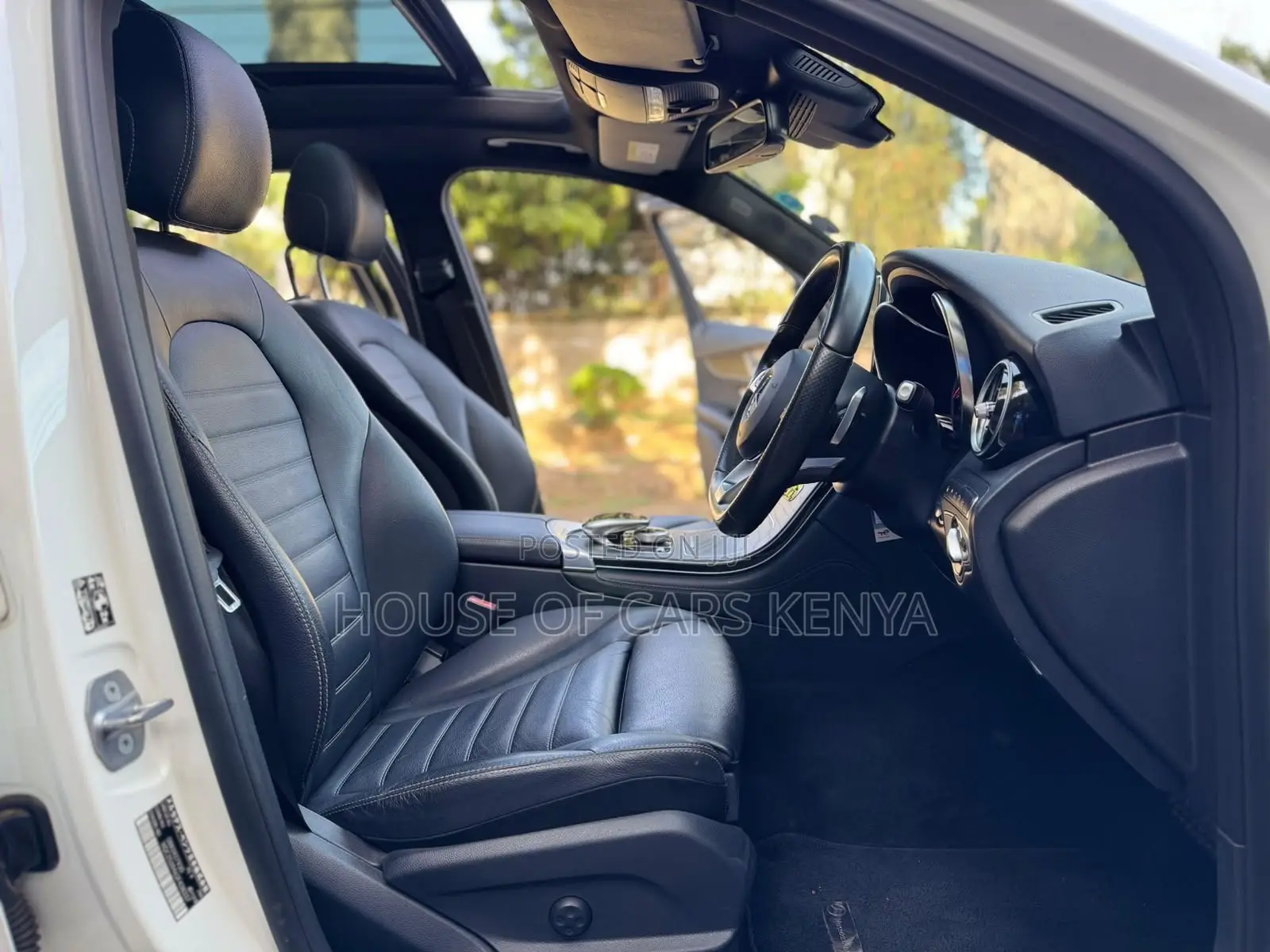 Mercedes-Benz GLC-Class 2019 White