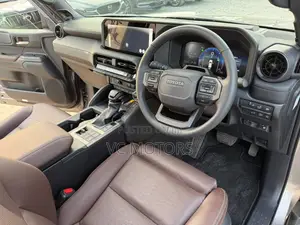 Toyota Land Cruiser Prado 2.8 2024