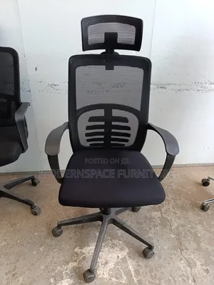Ergonomic Mesh Office Chair With Headrest