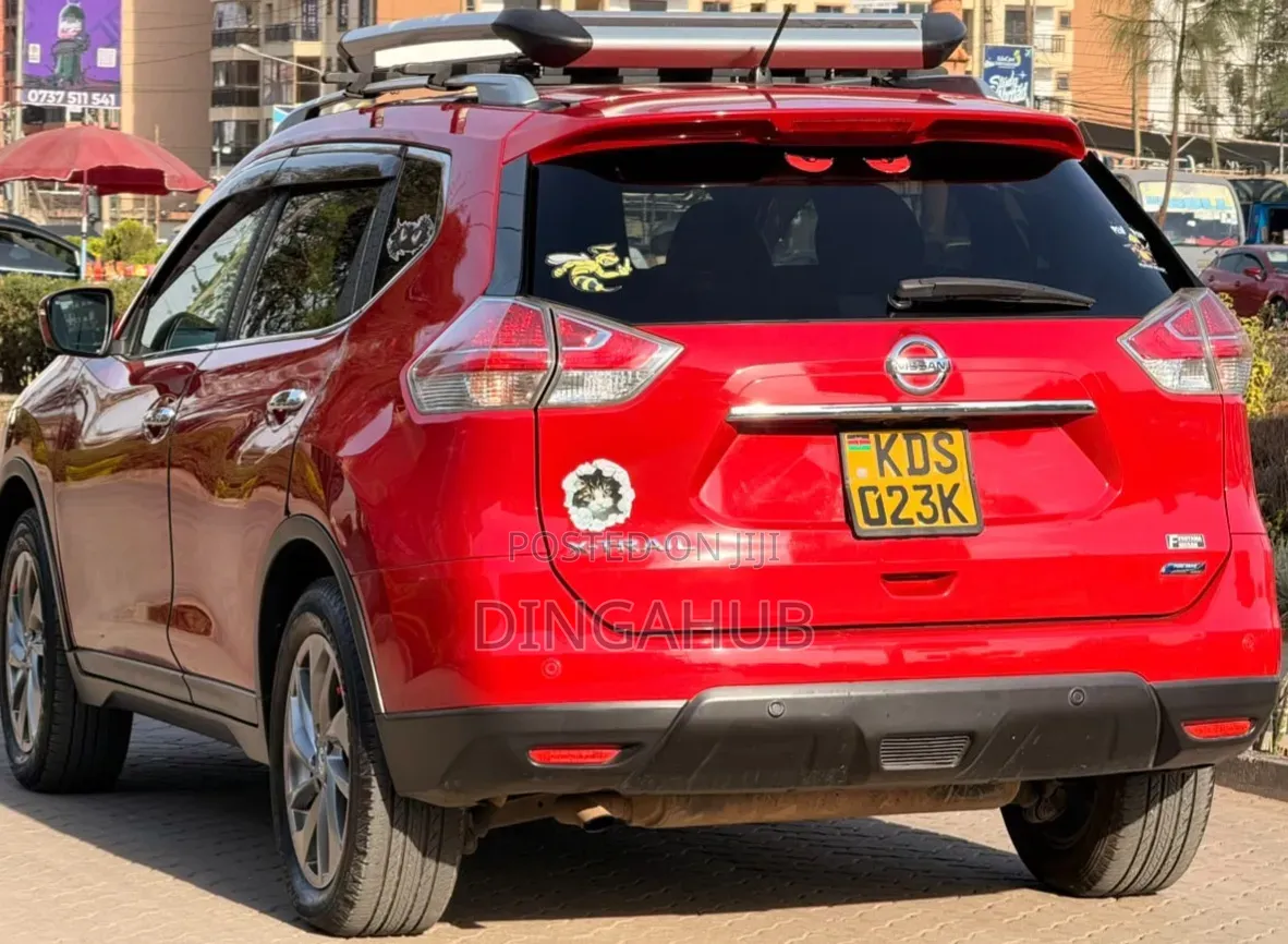 Nissan X-Trail 2017 Red
