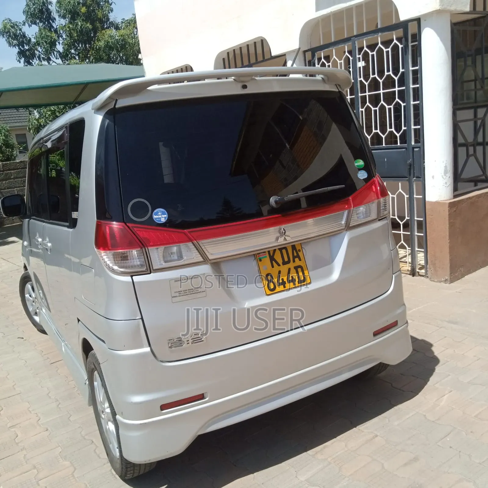 Mitsubishi Delica 2013 Silver