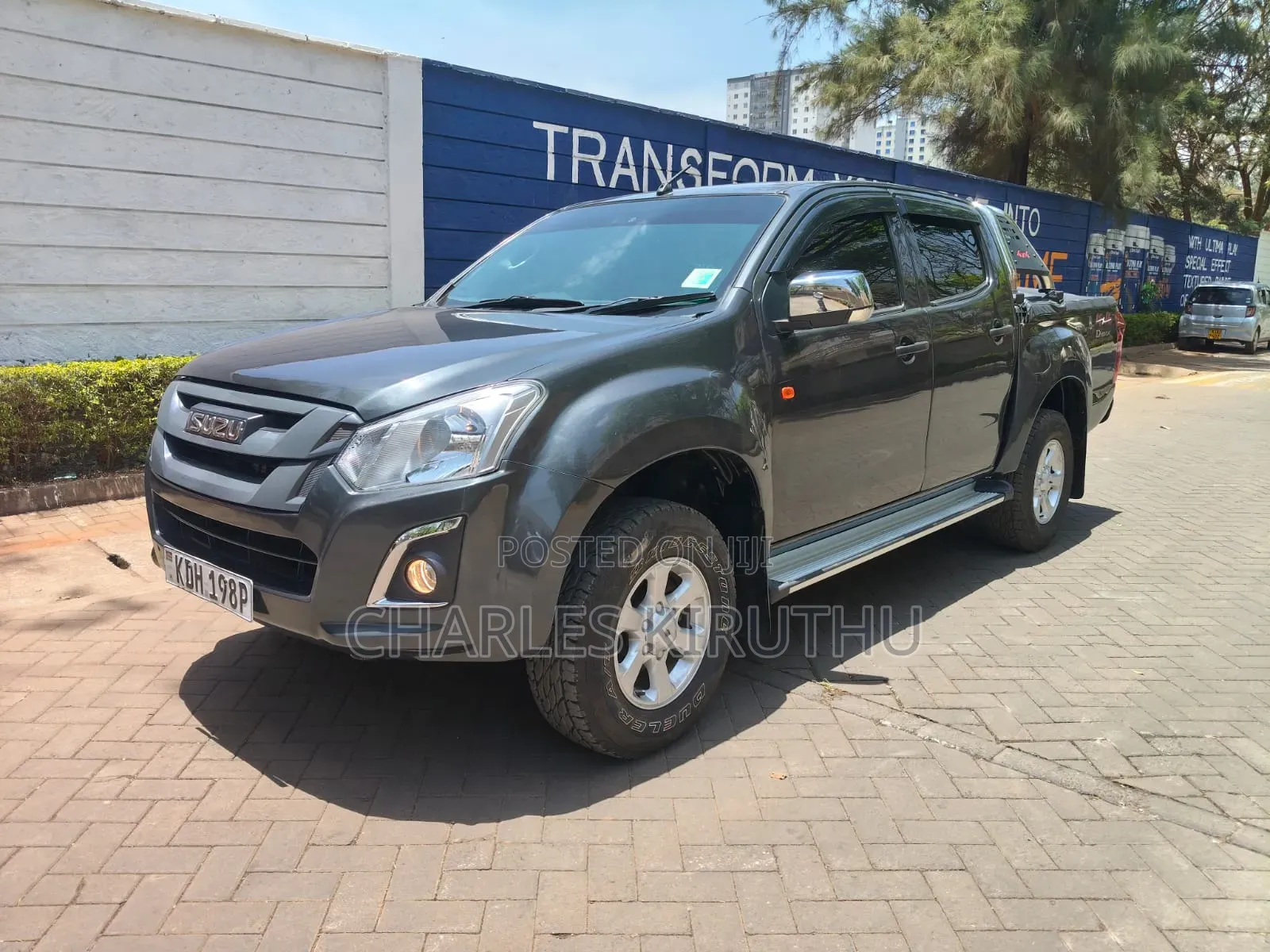Isuzu D-MAX 2022 Gray