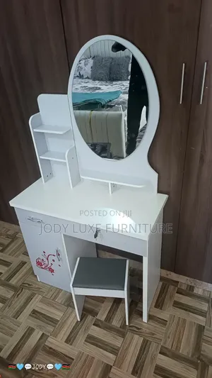Dressing Table;With Mirror, Drawer,shelves and Seat