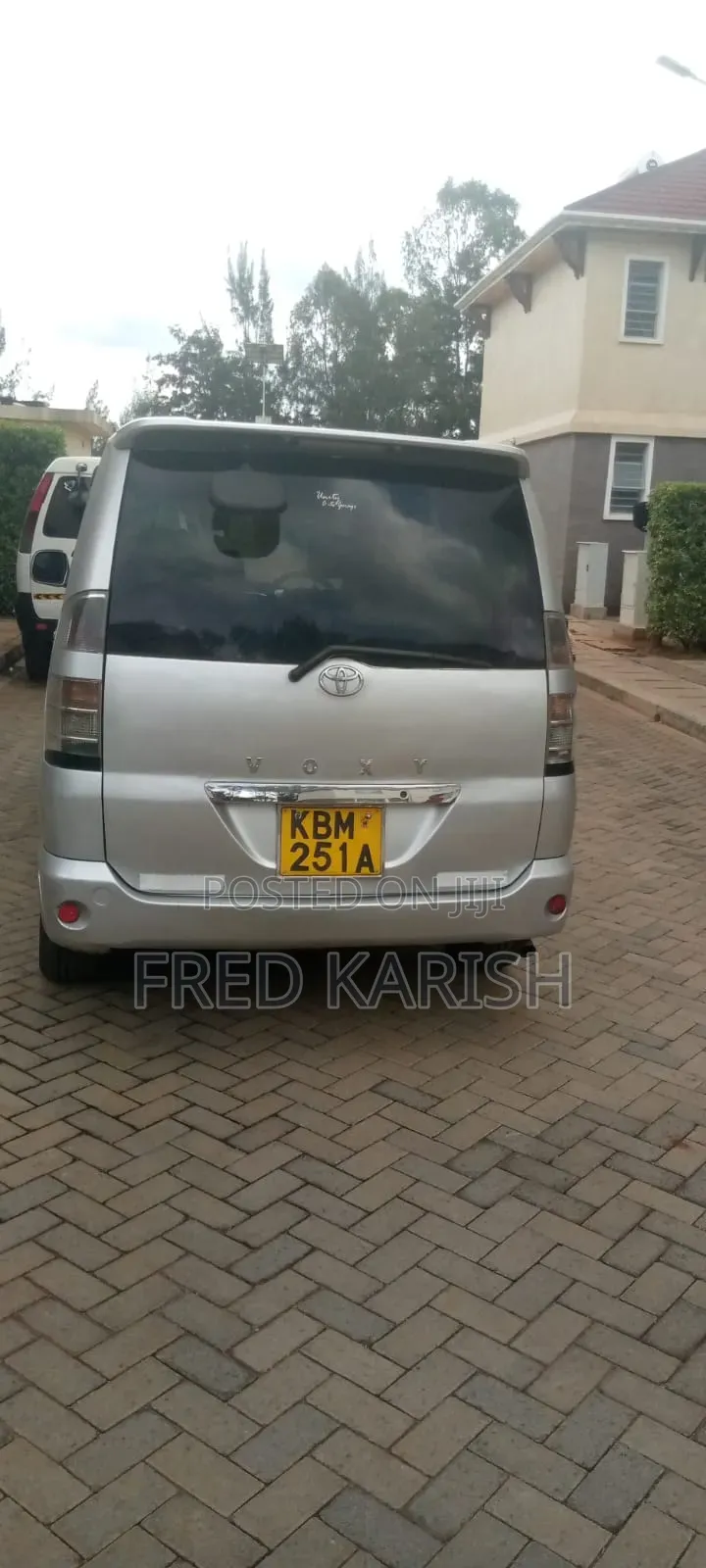 Toyota HiAce 2013 Silver