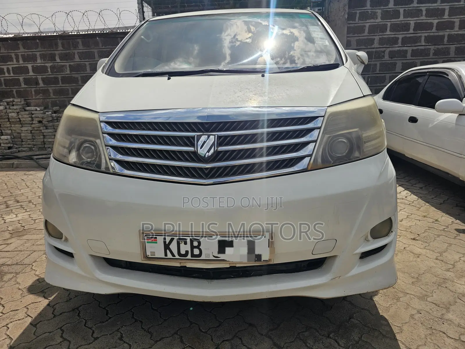 Toyota Alphard 2008 White