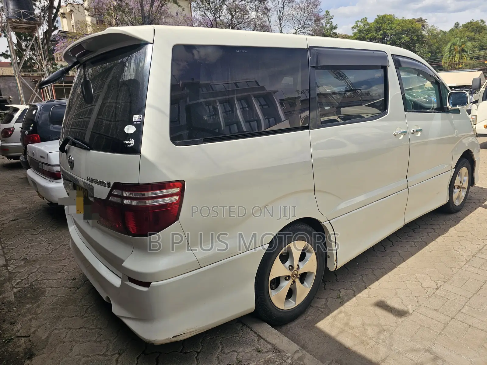 Toyota Alphard 2008 White