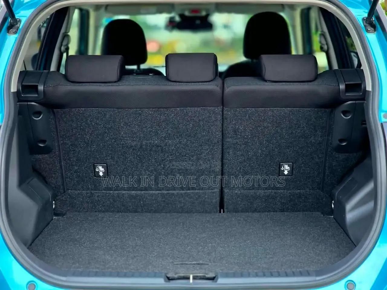 Toyota Raize 2019 Blue