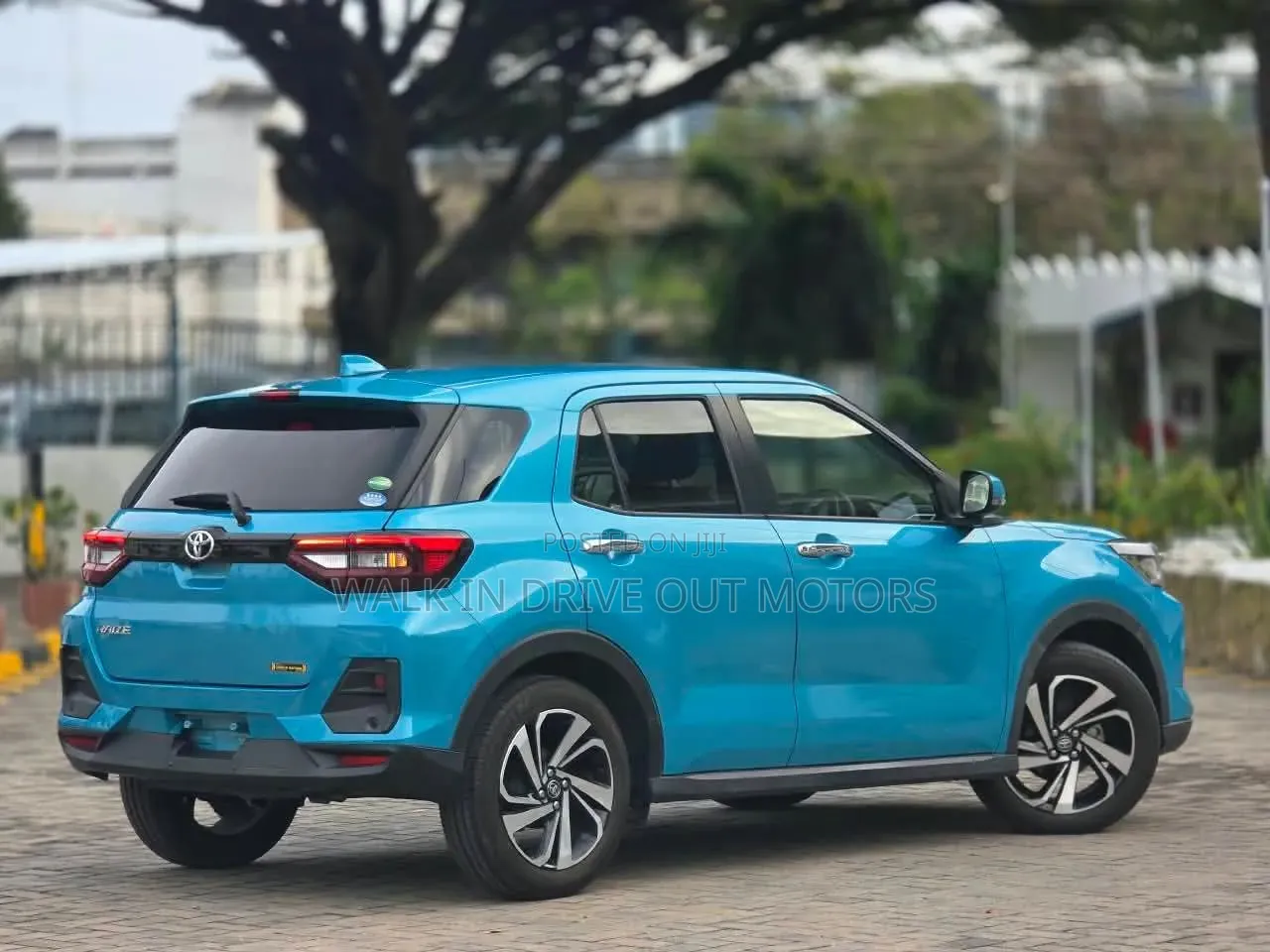 Toyota Raize 2019 Blue