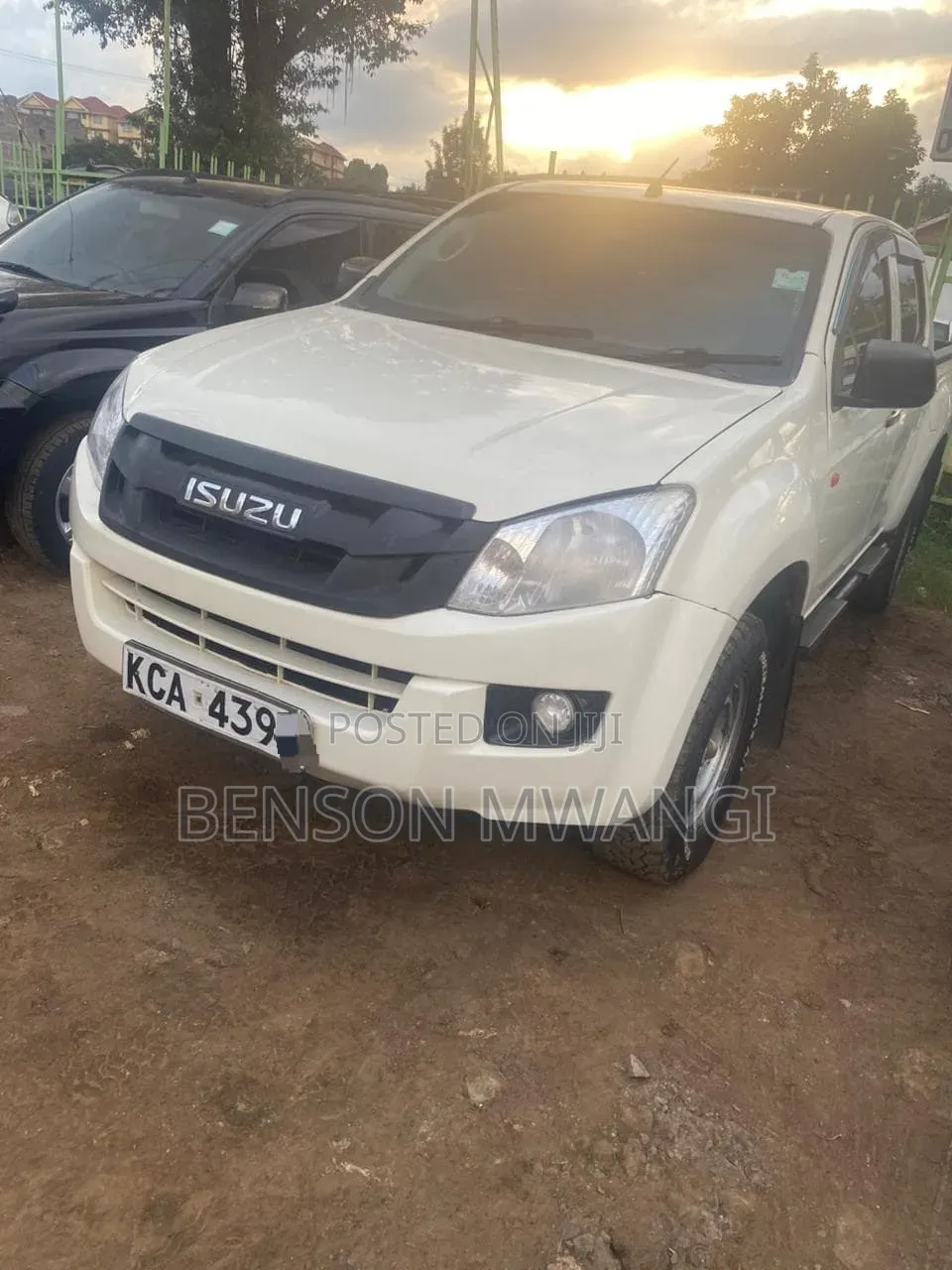 Isuzu D-MAX 2014 White