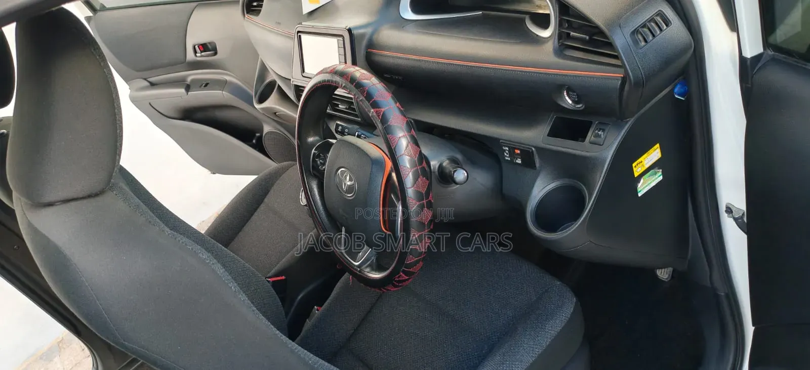 Toyota Sienta 2017 White