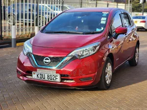 Nissan Note 1.2 Hybrid 2018 Red