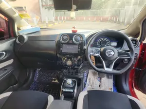 Nissan Note 1.2 Hybrid 2018 Red