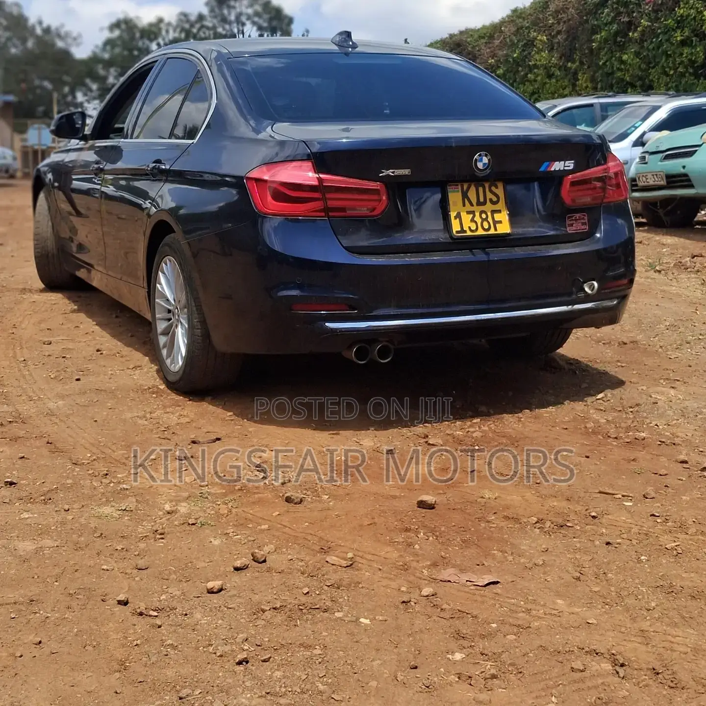 BMW 320i 2017 Blue