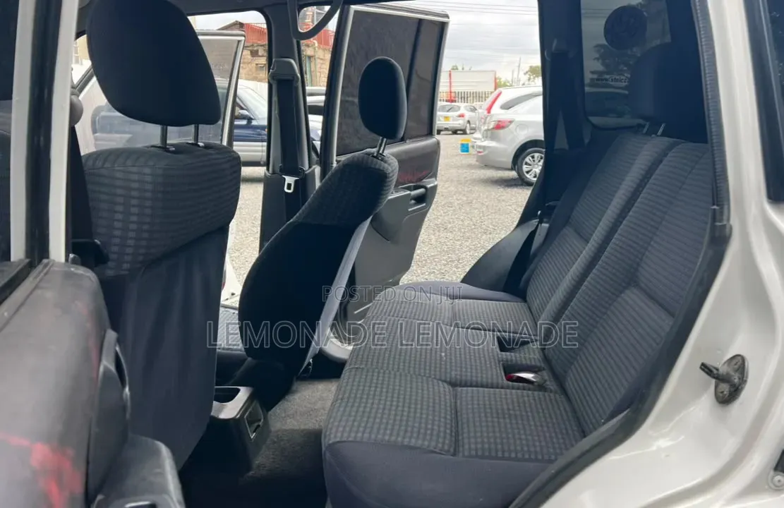 Mitsubishi Pajero IO 2000 White