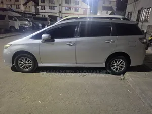 Toyota Wish 2012 Silver