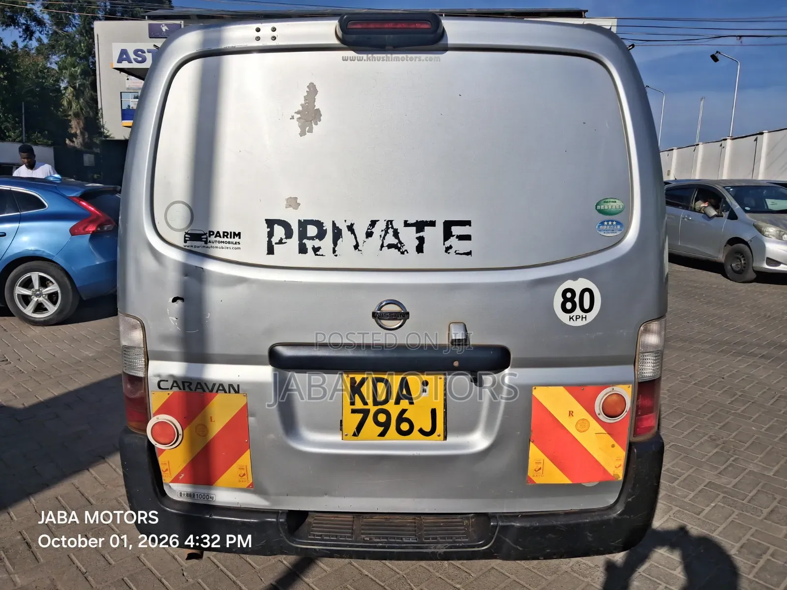 Nissan Caravan (Urvan) 2012 Silver