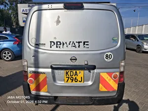 Nissan Caravan (Urvan) 2012 Silver