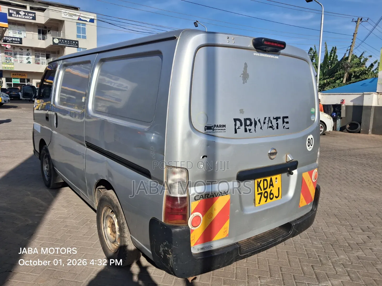 Nissan Caravan (Urvan) 2012 Silver