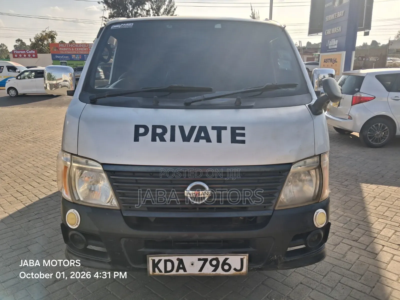 Nissan Caravan (Urvan) 2012 Silver