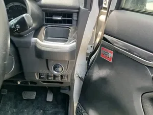 Daihatsu Move 2019 White