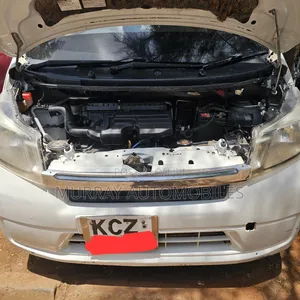 Toyota Mirai 2016 Silver