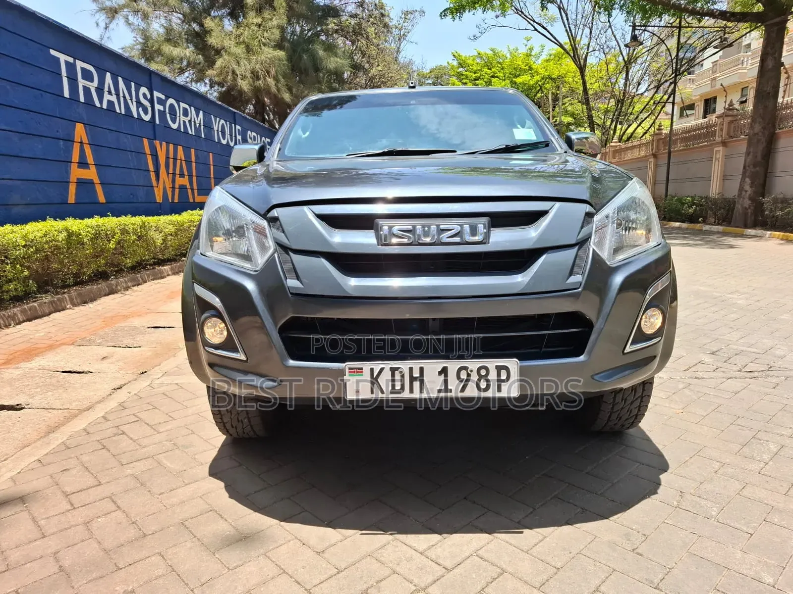 Isuzu D-MAX 2022 Gray