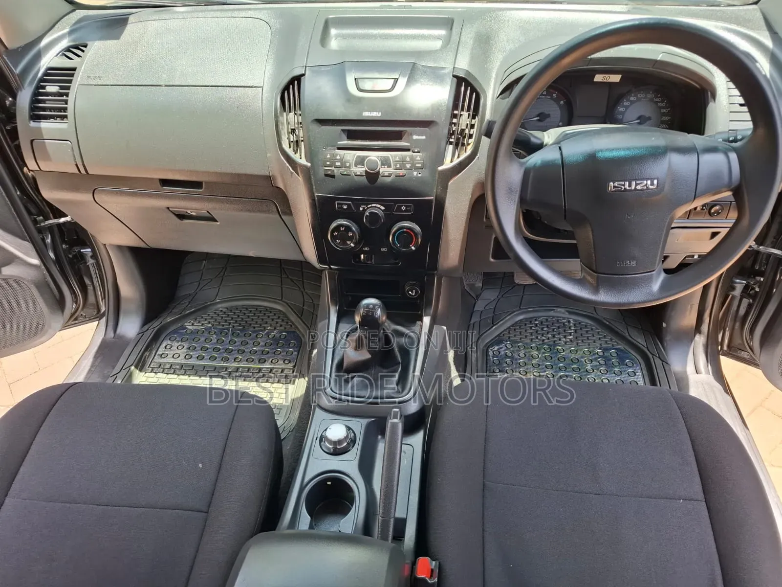 Isuzu D-MAX 2022 Gray