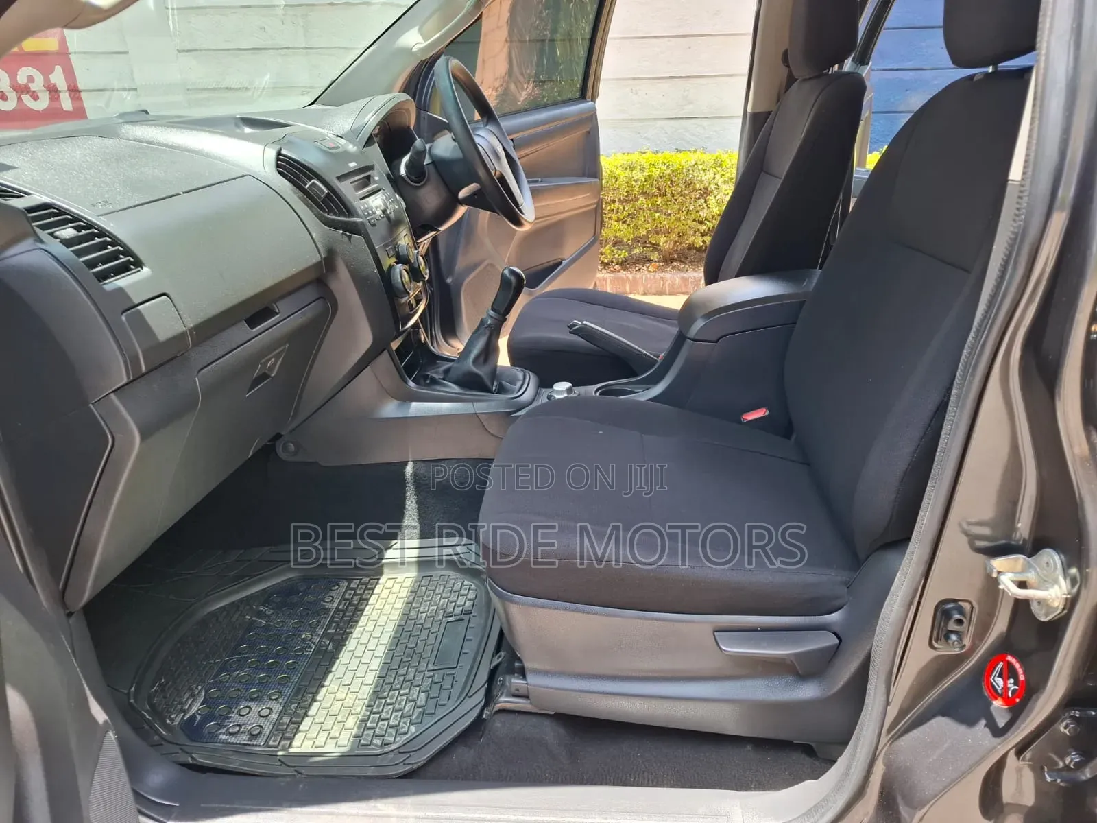 Isuzu D-MAX 2022 Gray