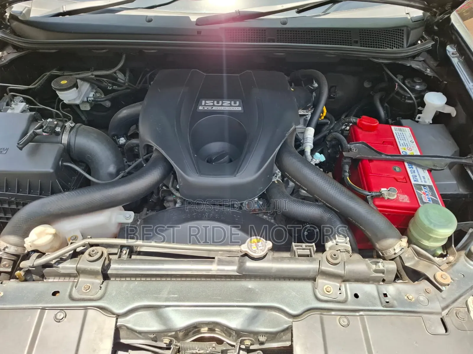 Isuzu D-MAX 2022 Gray