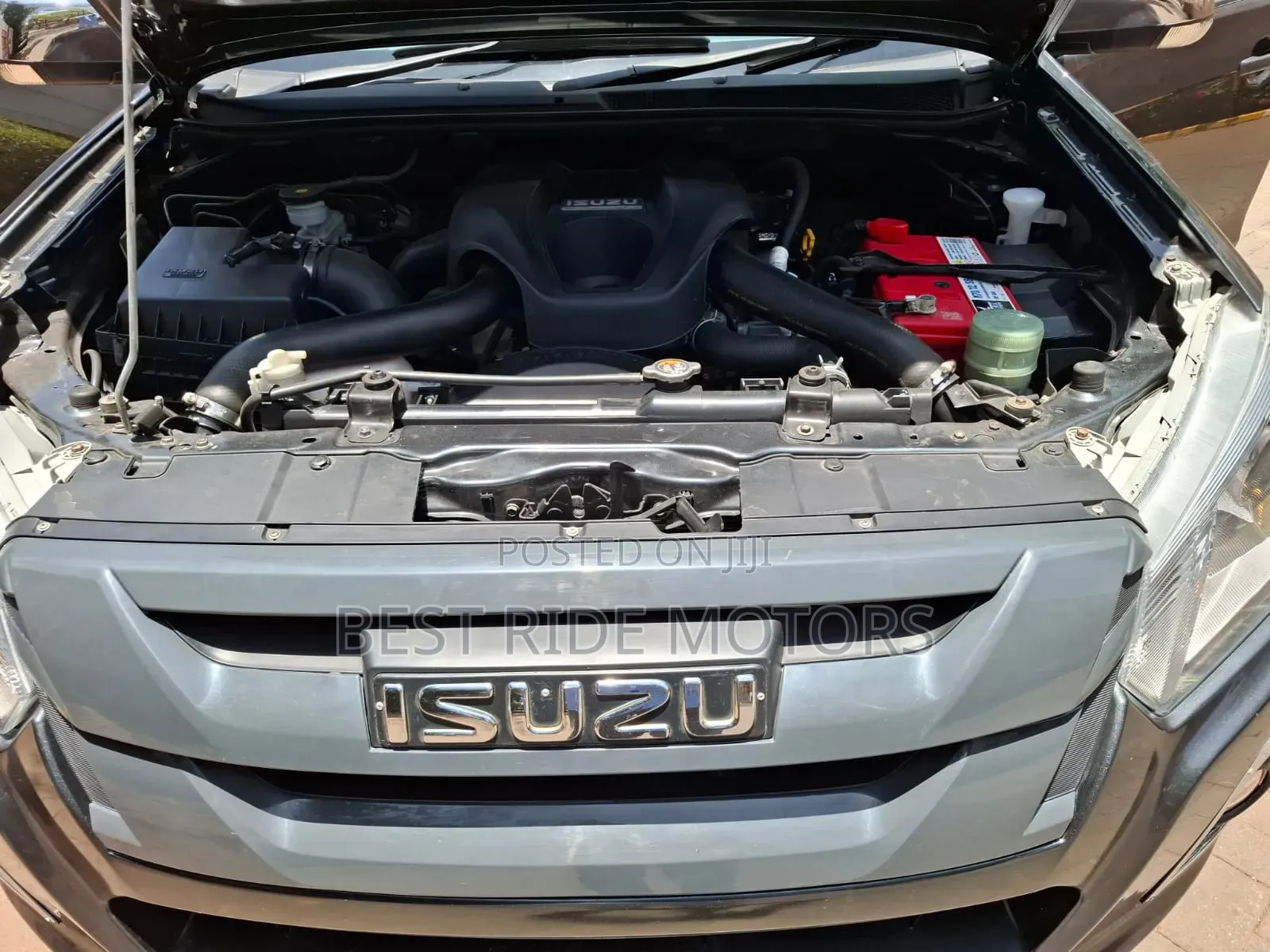 Isuzu D-MAX 2022 Gray