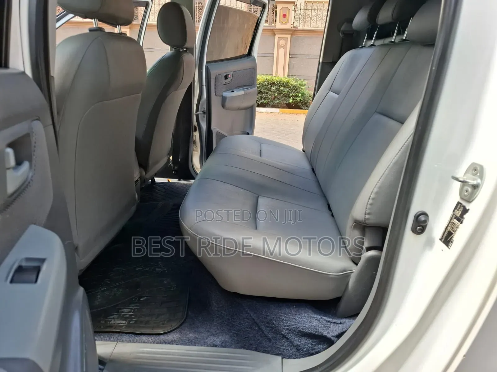 Toyota Hilux 2015 Off white
