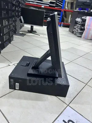 Desktop Computer HP Z240 8GB Intel Core i5 HDD 500GB