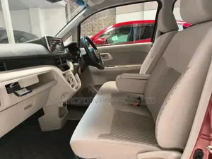 Daihatsu Move 2019 Red
