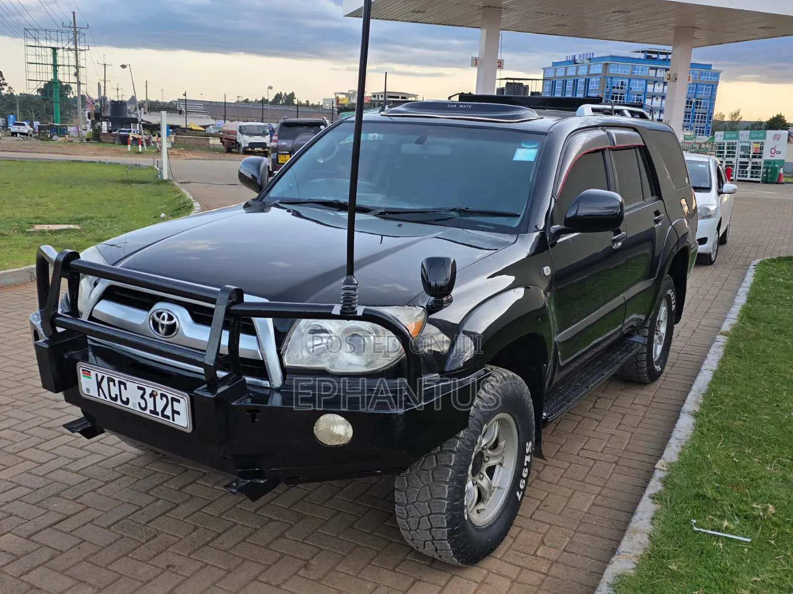Toyota Hilux Surf 2008 Black