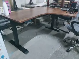 L Shape Electric Desk 1.4m by 1.2m