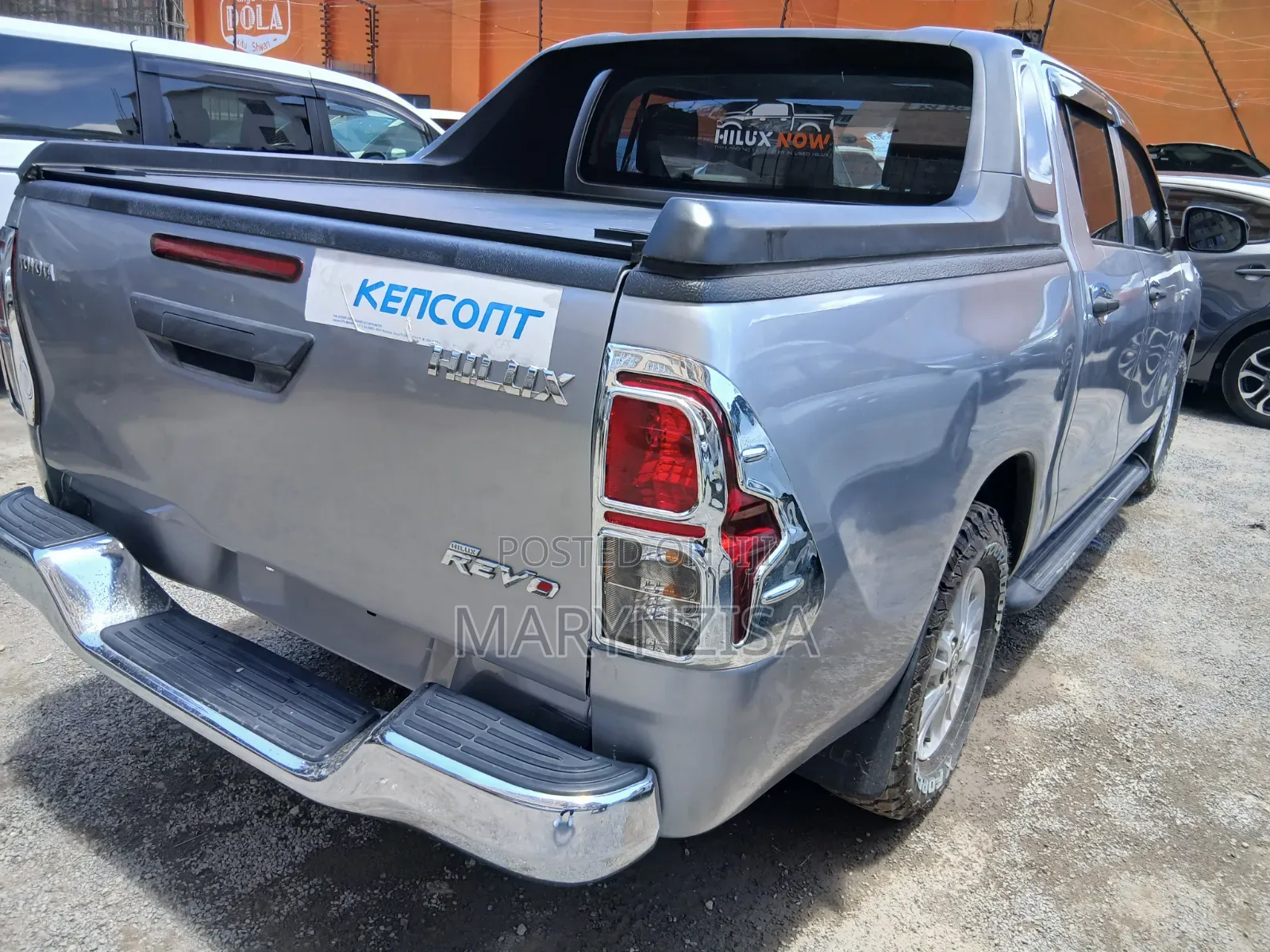 Toyota Hilux 2019 Silver