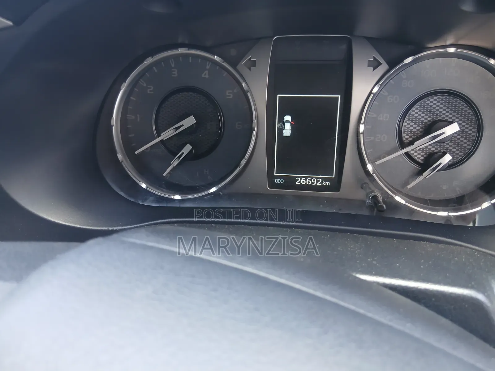 Toyota Hilux 2019 Silver