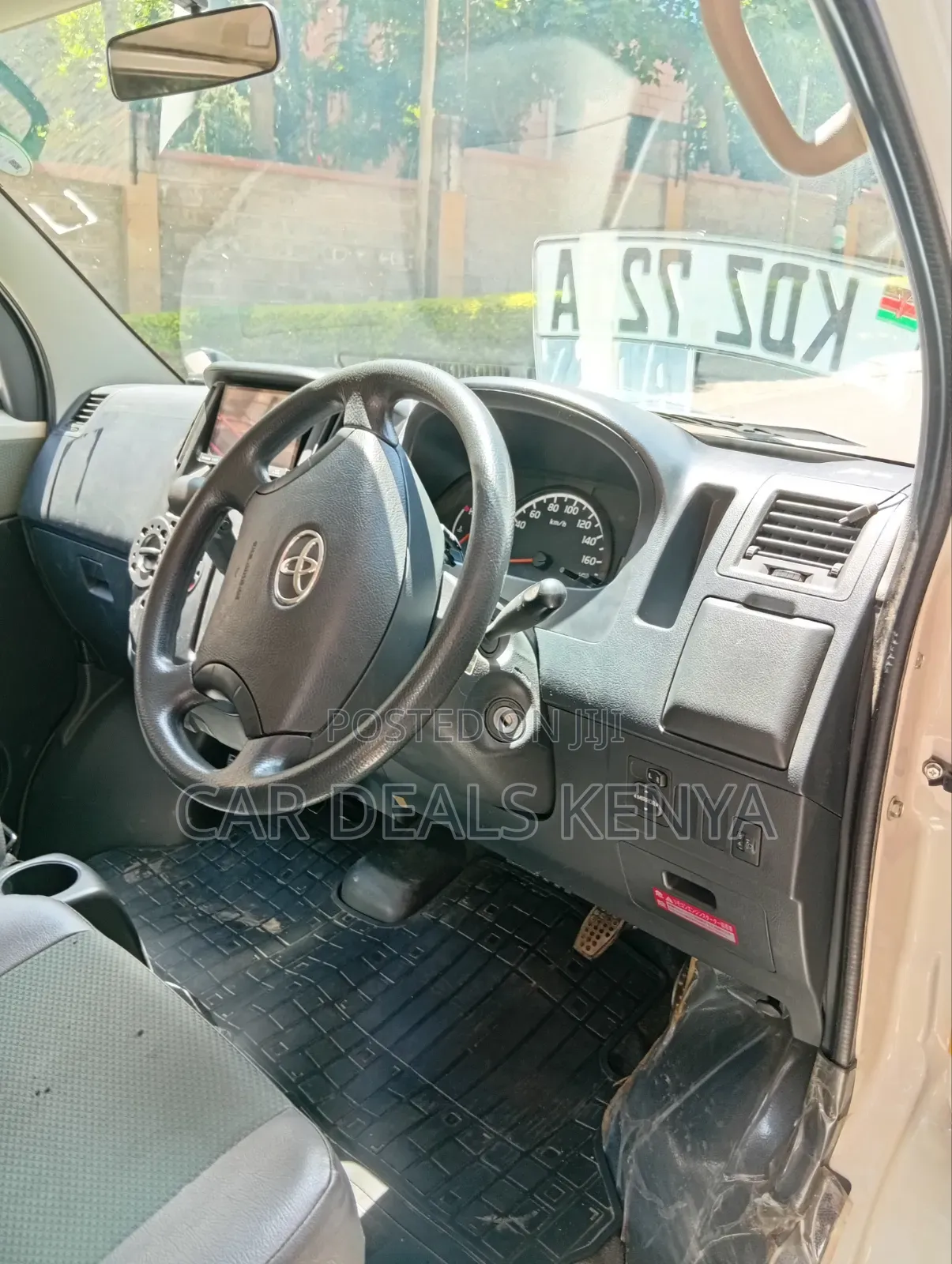 Toyota Lite-Ace 2018 White