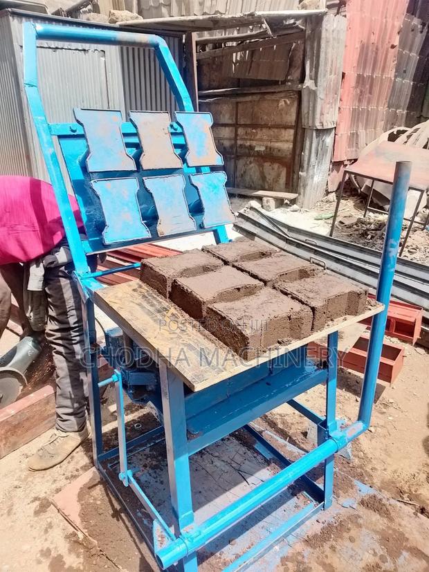 Cabro Block Machine - thumbnail 2