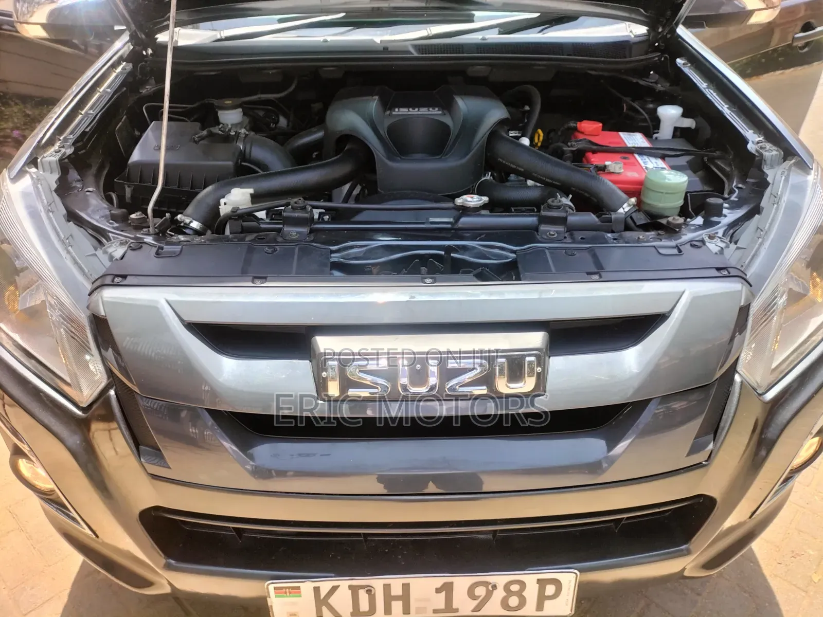 Isuzu D-MAX 2022 Gray
