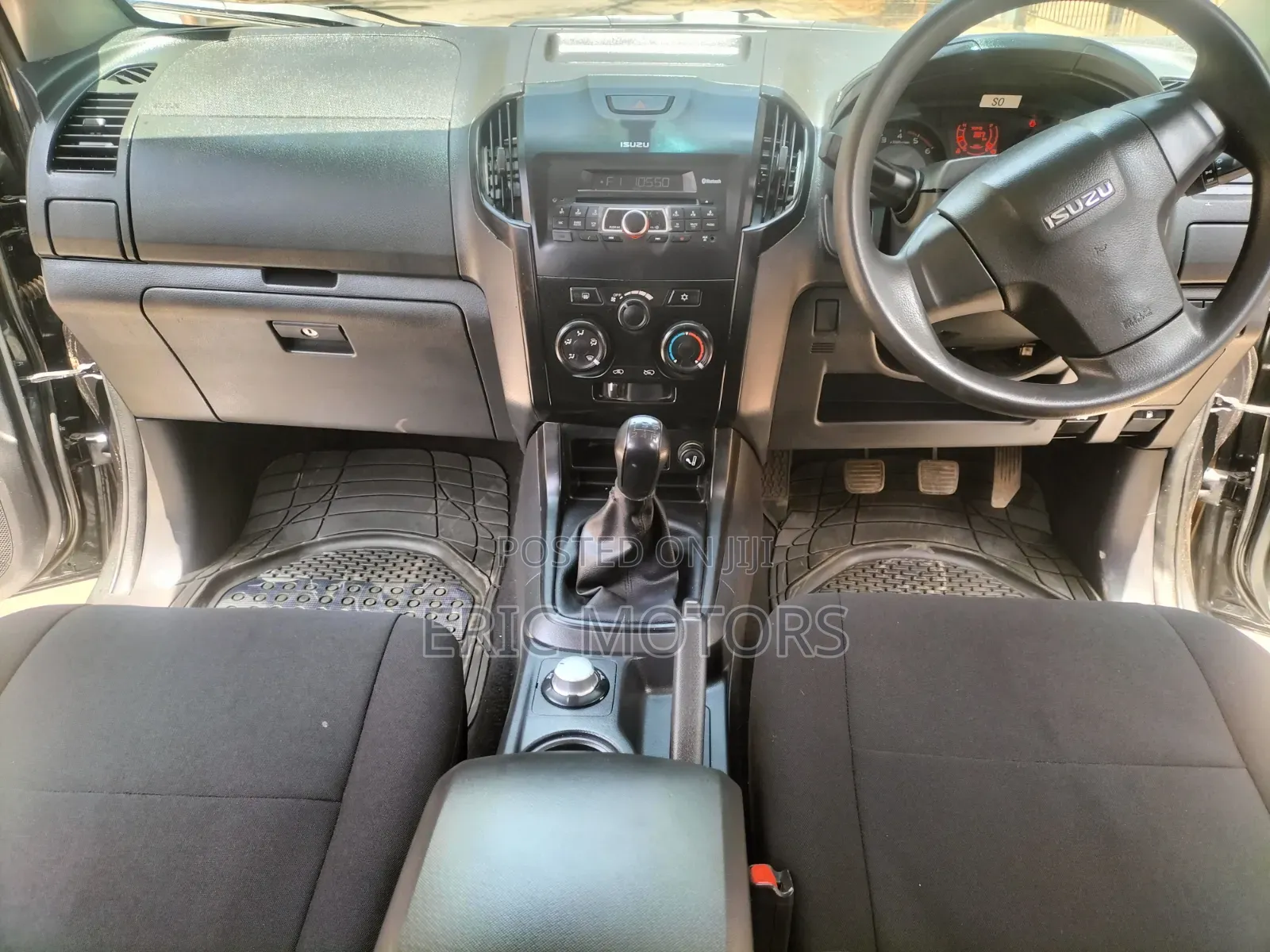 Isuzu D-MAX 2022 Gray