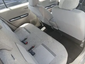 Toyota Passo 2019 Silver