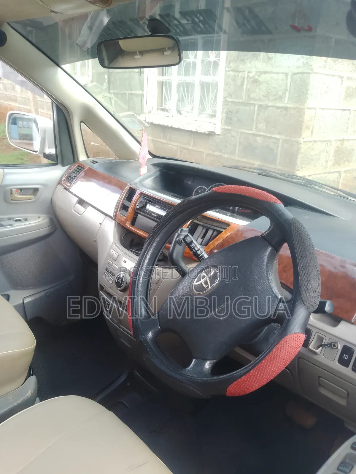 Toyota Noah 2016 White