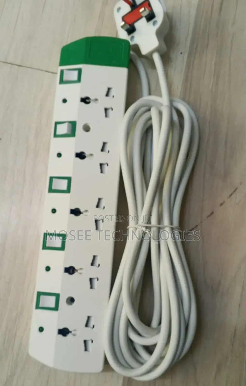 High Astra 5-Way Multi-Socket Extension With Surge Protector