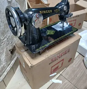 Singer Sewing Machine / Singer Sewing Machine