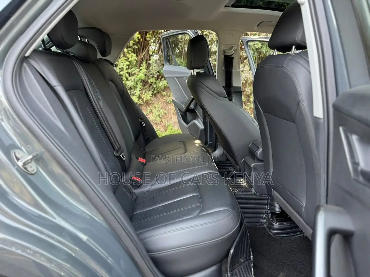 Audi Q2 2019 Gray
